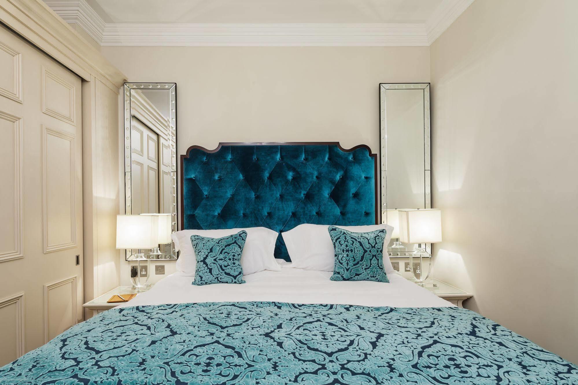 The Apartments By The Sloane Club London Exterior photo